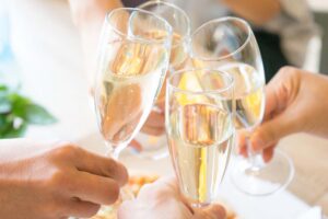 17h00 – Vin d’honneur